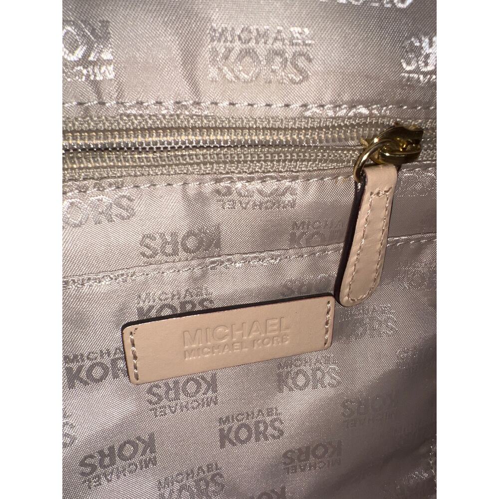 Michael Kors Monogram Cream Satchel Leather Trim Elegant Handbag - Picture 5 of 12
